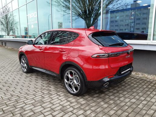 Alfa Romeo Tonale 1,3 PHEV 280 PS  Veloce