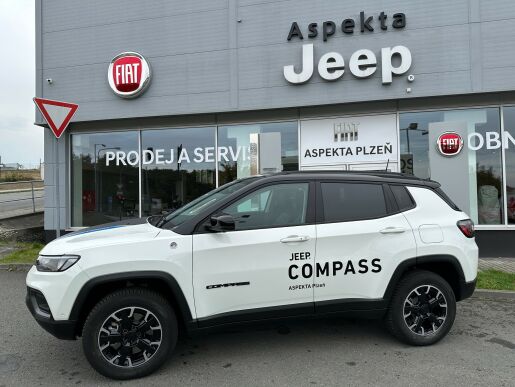 Jeep Compass Trailhawk 4xe 1.3 240k PHEV