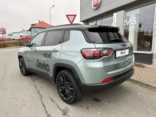 Jeep Compass Upland 1.5 Turbo e-Hybrid