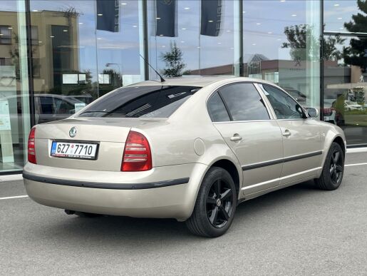 Škoda Superb 1,9 TDI PD  Comfort