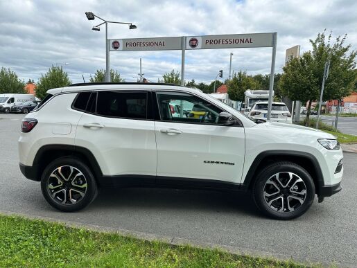 Jeep Compass LIMITED 1.6 Mjet 130k FWD MT6