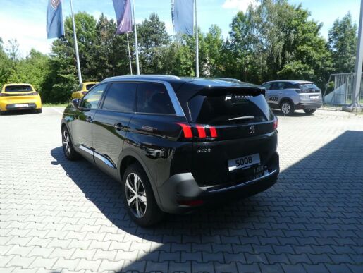 Peugeot 5008 GT 1.6 EAT8 180K