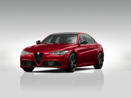 Alfa Romeo Giulia 2,0 Turbo 280k Q4 AT8 TRIBUTO