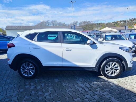 Hyundai Tucson 1.6 CRDi//85kW Trikolor