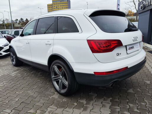 Audi Q7 3.0 TDI/176 S-Line quattro