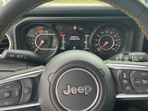 Jeep Wrangler SAHARA 2,0T 4X4