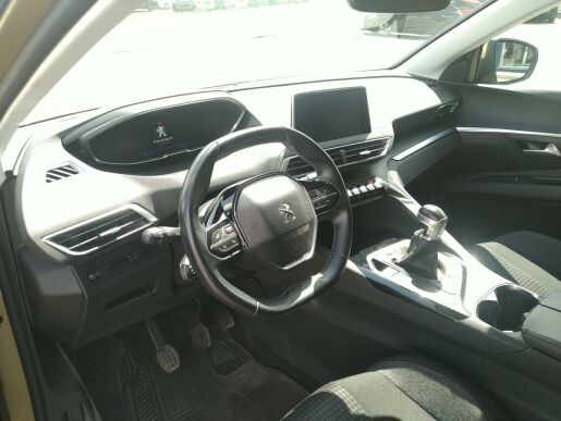 Peugeot 3008 Active 1.6 BlueHDi 120k MAN6