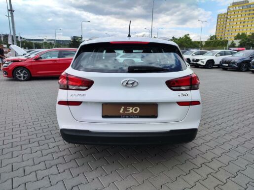 Hyundai i30 1.4 T-GDi/103kW Trikolor Komf.