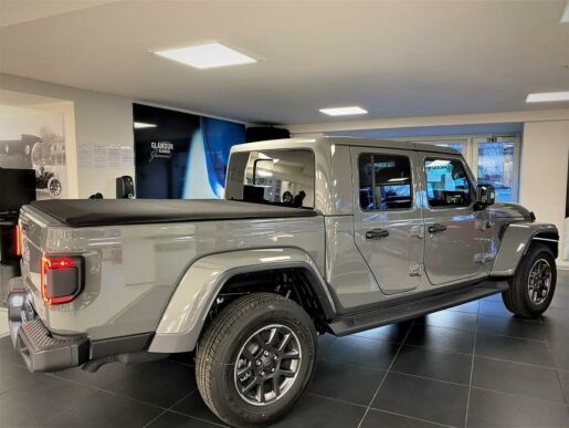 Jeep Gladiator 3.0 CRD V6 264k AT8 ZF OVERLAN