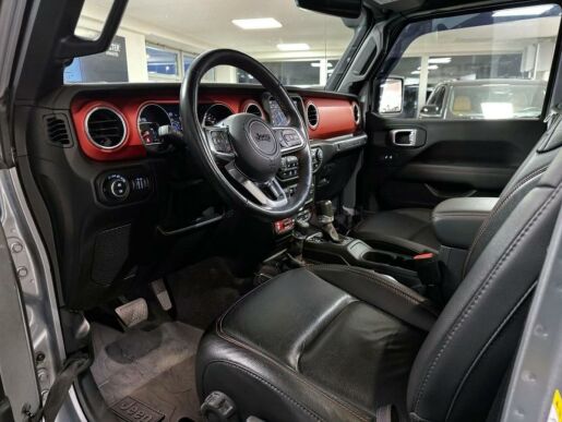 Jeep Wrangler Unlimited 2.2 CRD 4x4 200k AT8