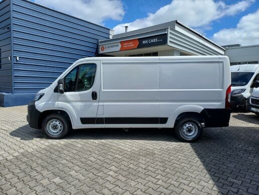 Peugeot Boxer Furgon 3300 L2H1 BlueHDi 140k