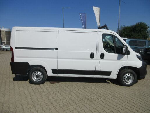 Peugeot Boxer Furgon 3000 L2H1 BlueHDI 120k