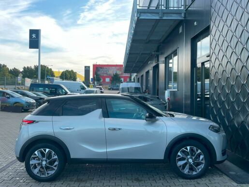 DS Automobiles DS3 Crossback RIVOLI E-TENSE 100 kW