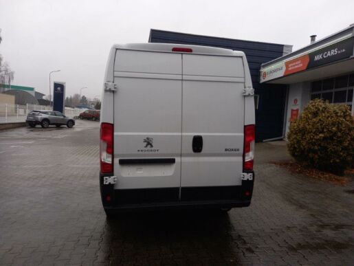 Peugeot Boxer Furgon 3300 L2H2 BlueHDi 140k