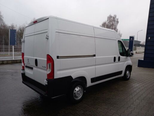 Peugeot Boxer Furgon 3300 L2H2 BlueHDi 140k