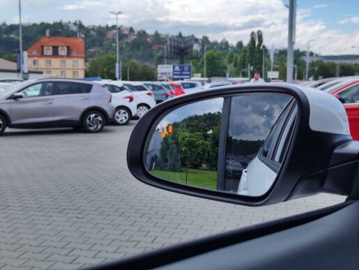 Hyundai Kona EV/64kWh My 23 Power Czech