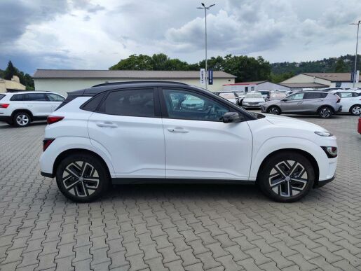 Hyundai Kona EV/64kWh My 23 Power Style