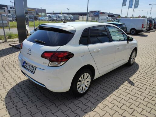 Citroën C4 1.2 110k MAN5 NAVI ROZVODY