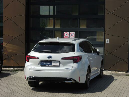 Toyota Corolla STYLE 1,8 HYBRID 72kW e-CVT