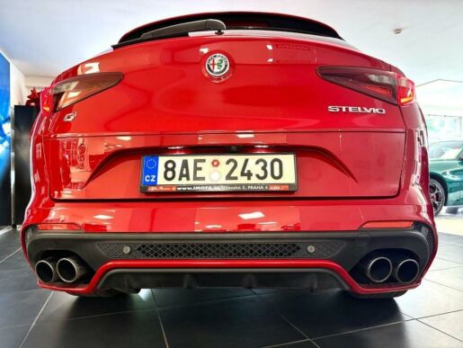 Alfa Romeo Stelvio 2.9 V6 BiTurbo 510k AT8 ZF Q4