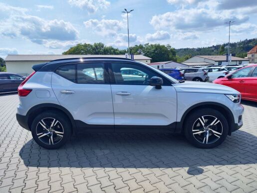 Volvo XC40 2.0 D3/110kW R-Design AWD AT