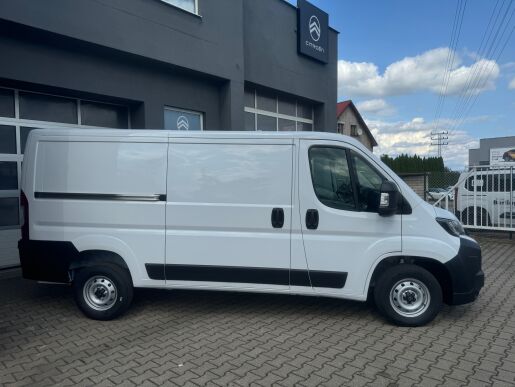 Citroën Jumper Furgon 30 L2H1 2.2 BlueHDi 120k