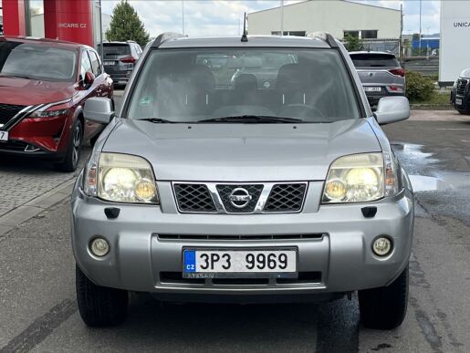 Nissan X-Trail 2,5 i  4x4 CZ AT