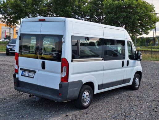 Peugeot Boxer 2,0 Blue HDI  CZ L2H2 9 míst