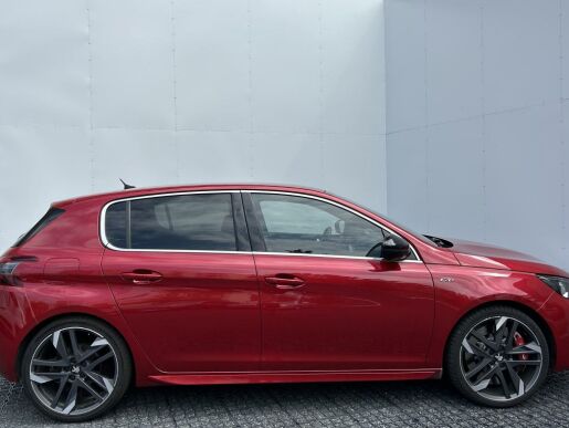 Peugeot 308 GTi 1.6 PureTech 263k záruka