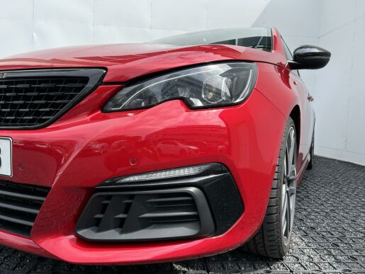 Peugeot 308 GTi 1.6 PureTech 263k záruka