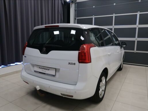 Peugeot 5008 1,6 BlueHDi 120k