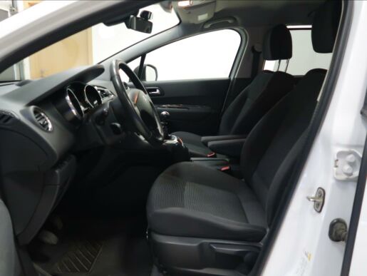 Peugeot 5008 1,6 BlueHDi 120k