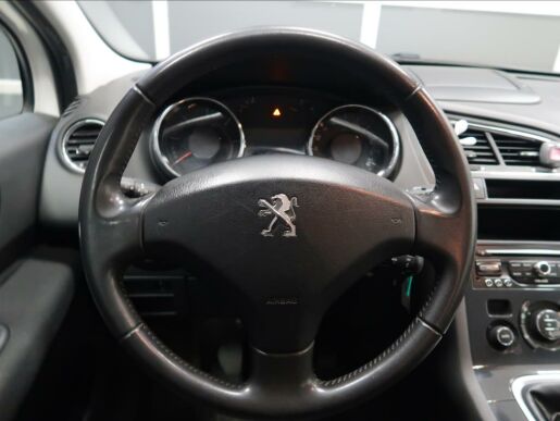 Peugeot 5008 1,6 BlueHDi 120k