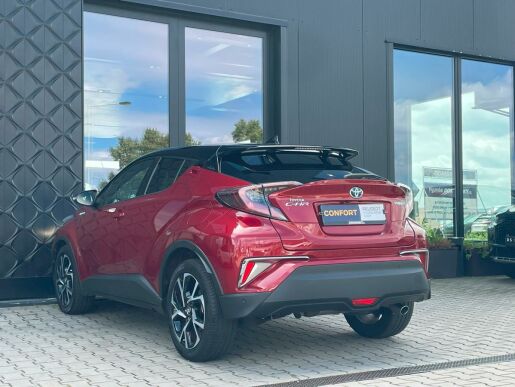 Toyota C-HR SELECTION 1.8 HYBRID 90 kW