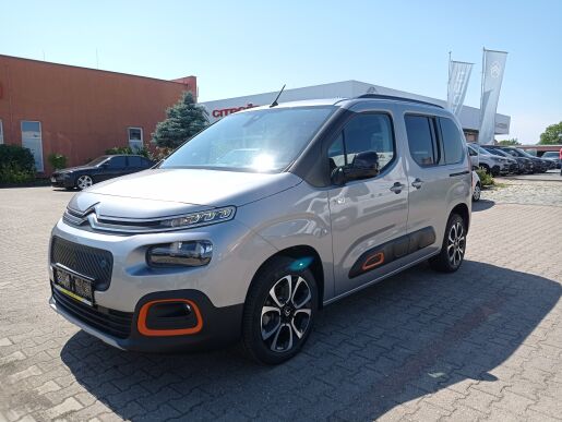 Citroën ë-Berlingo M Shine 136k 50 kWh AT šedá Artense