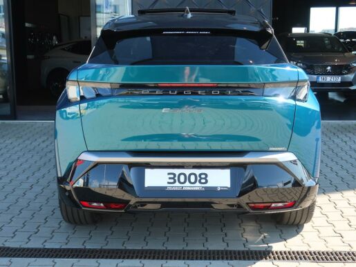 Peugeot 3008 GT Elektromotor 157 kW / 210 k