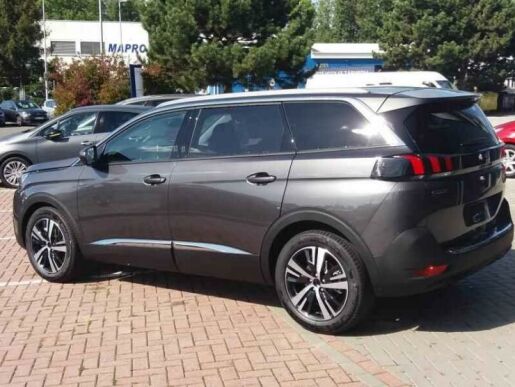 Peugeot 5008 ALLURE 1.2 PureTech MAN6