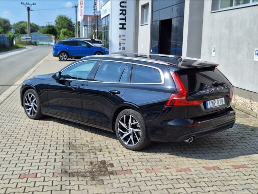 Volvo V60 2,0 T6  Recharge TwinEngine AW