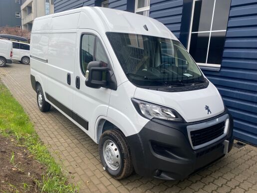 Peugeot Boxer Furgon 3300 L2H2 140k MAN6  - 5301