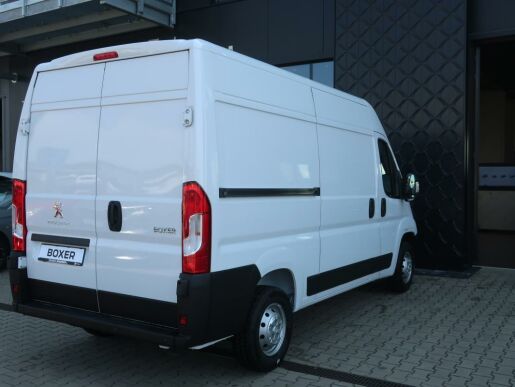 Peugeot Boxer 3300 L2H2 140k