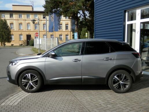 Peugeot 3008 Allure 1.5 BlueHDi 130k EAT8