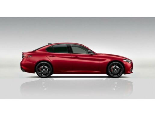 Alfa Romeo Giulia 2.2 JTDm 210k AT8 ZF Q4 4x4 Tr