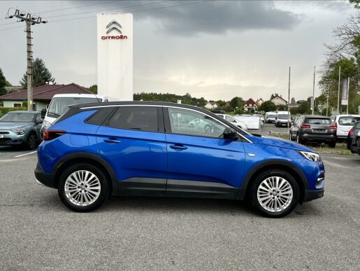 Opel Grandland X 1,2 PT 130k ZÁRUKA, Tažné