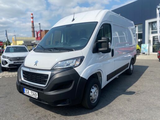 Peugeot Boxer Furgon 3300 L2H2 BlueHDi 120k S&S MAN6 