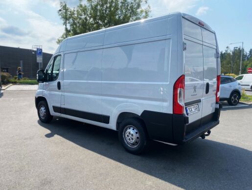 Peugeot Boxer Furgon 3300 L2H2 BlueHDi 120k S&S MAN6 