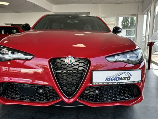 Alfa Romeo Giulia 2.2JTDm 210k Q4 Tributo