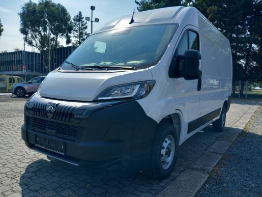 Peugeot Boxer Furgon 3300 L2H2 Blue HDi 140