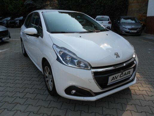 Peugeot 208 Active 1,2 82k ČR 1.maj DPH