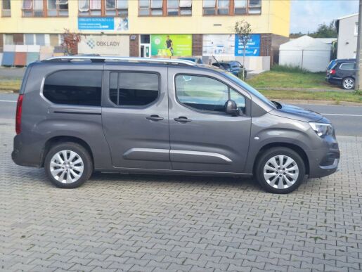 Opel Combo 1,5 CDTi  LONG CZ navi 2xpneu