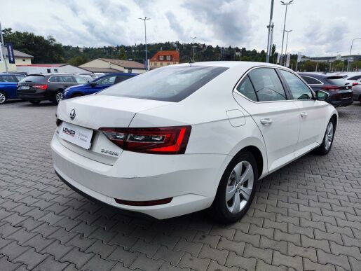 Škoda Superb 2.0 TDi/110kW Ambition